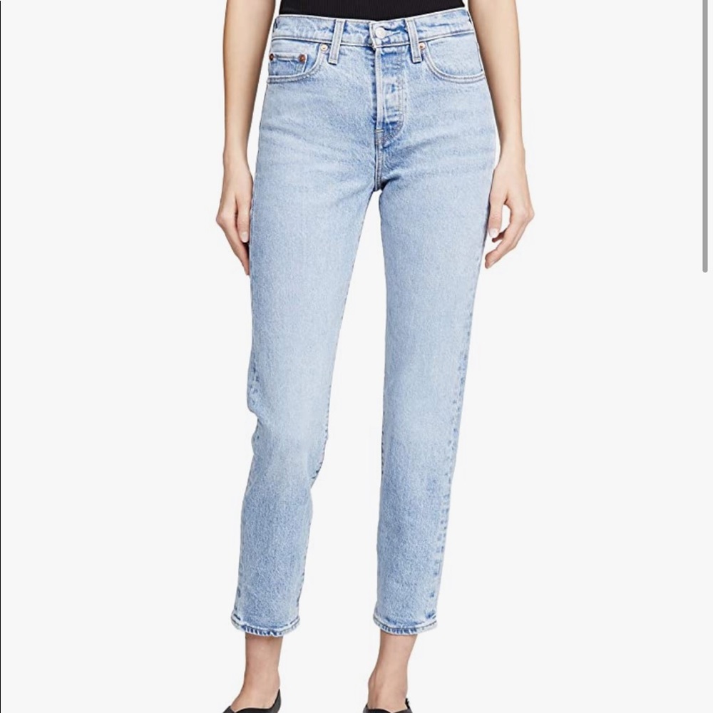 NWOT Levi's Women's Premium Wedgie Icon Fit Jeans